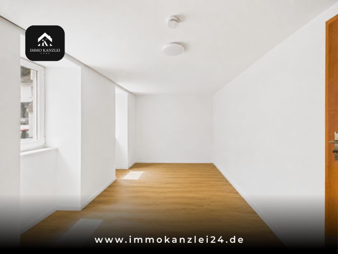 Vermietete 2-Zimmer-Wohnung mit ca. 5,35 % Bruttorendite und zwei Zusatzräumen – Foto 1