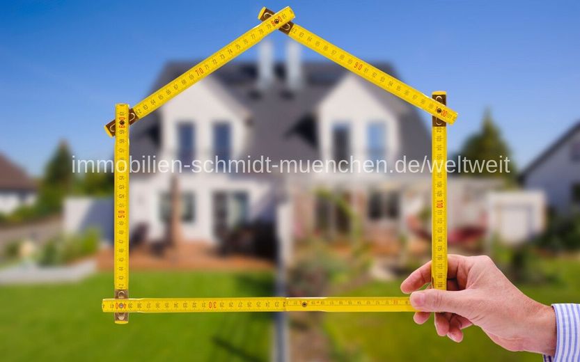 Bauträger oder Bauherren gesucht!
Wohnbaugrundstück für
bis zu zwei Gebäudekörper – Planung