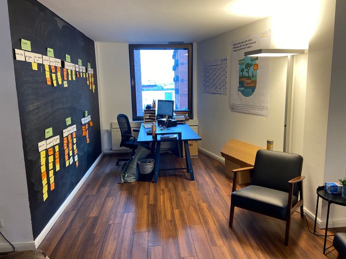 Büro mit Elbblick am Hamburger Fischmarkt – 100 m² in repräsentativer Lage – Büro 1 mit Elbblick