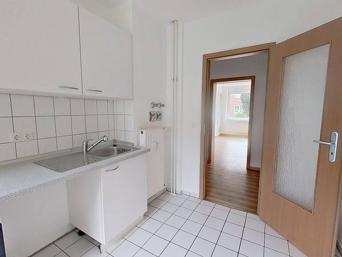 Ihr neues Wohlfühlzuhause in Rendsburg: Geräumige 3-Zimmer-Wohnung mit EBK und BALKON – Ansicht II: Küche