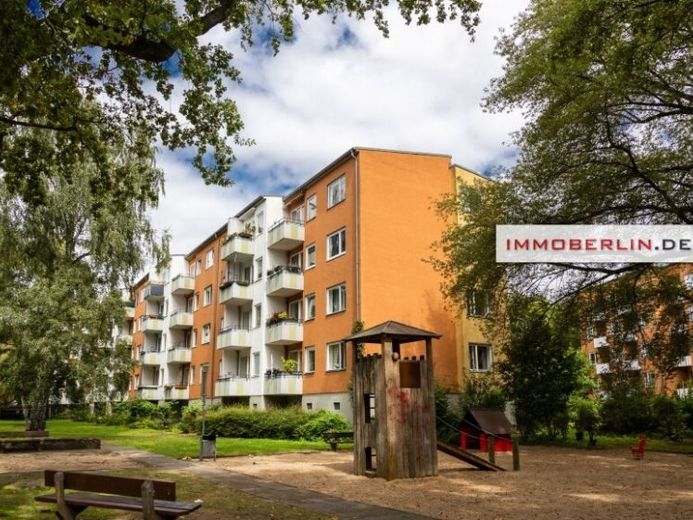 IMMOBERLIN.DE - Angenehme Wohnung mit Südwestbalkon & Pkw-Stellplatz nahe Volkspark Jungfernheide – Foto 1