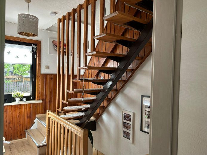 Modernisiertes Fachwerkhaus mit großzügiger Dachterasse und Platz für die Familie – Foto 12