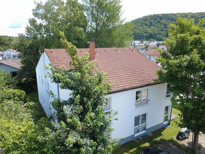 Schöne Eigentumswohnung (2 ZKB mit Terrasse) in bevorzugter Waldrandlage in Hohenecken zu verkaufen! – 5270 - Ansicht von Norden