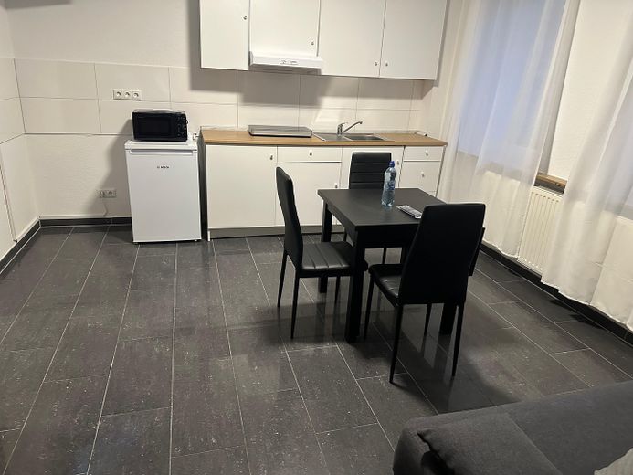 volle möblierte 1,5 Zi Whg in MG Waldhausen – Foto 3