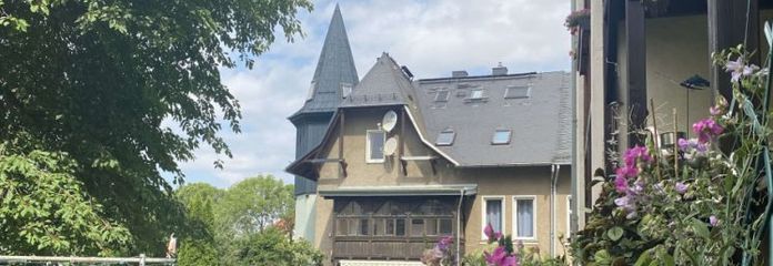 Mehrfamilienhaus bestehend aus 15 Eigentumswohnungen - vollständig saniert - vermietet