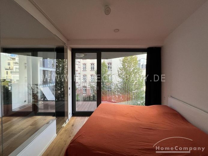 Helle, möblierte 3-Zimmer-Wohnung mit zwei Balkonen im Herzen von Berlin-Mitte – b000c6f32166144276dc83f1d28a09e52f1711fa.jpg