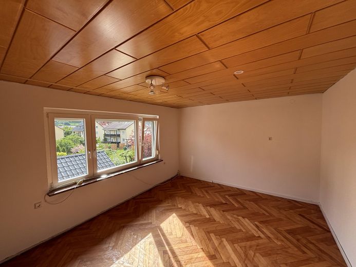 Saniertes 3-Familienhaus bietet viel Platz zur Eigennutzung oder als Wertanlage in Gingen – Foto 13