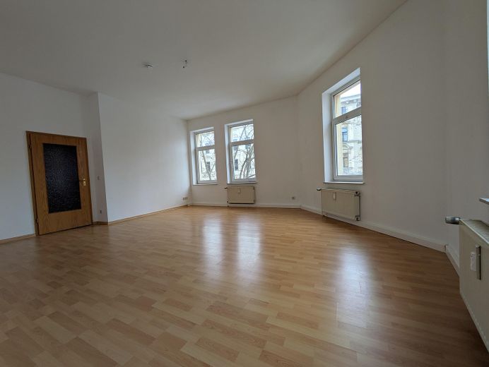 helle 1-Raum-Wohnung mit separater Küche – Wohnraum