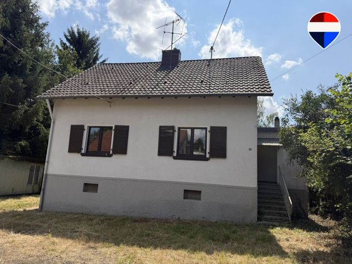 Wallerfangen: Sanierungsobjekt mit 153 m² Wohnfläche und großem Nebengebäude auf 1.752 m² Grundstück – Foto 1