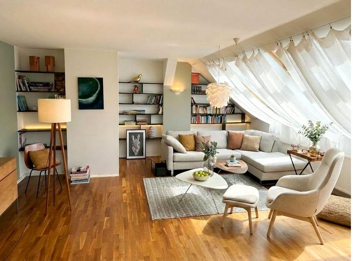 Boven de daken van het Malerviertel – prachtig zolderappartement met droomachtig terras – Wohnen