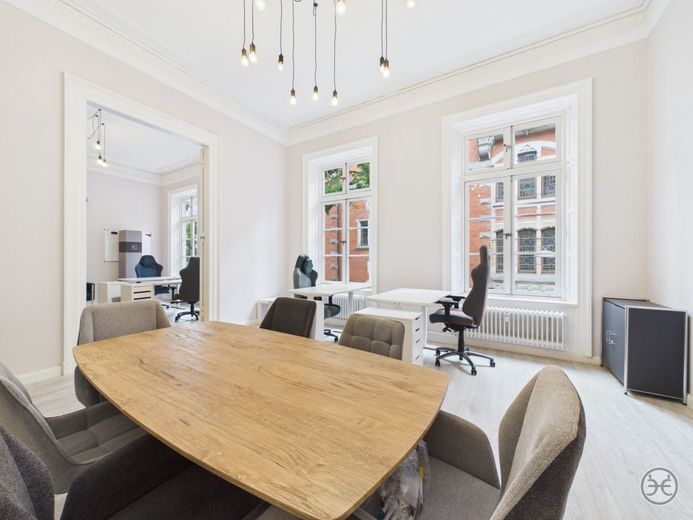 Attraktive Bürofläche inmitten der City // Altbau // 1OG // Lambertihof – CAM05560G0-PR0058-STILL005