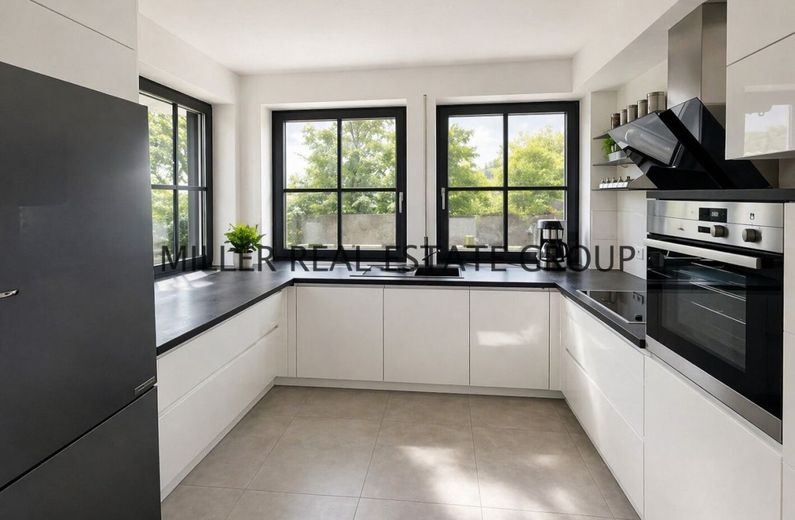 Exklusive Gartenwohnung in Ingolstadt mit Hauscharakter, großer Terrasse, Garage, zwei Stellplätzen &amp; zusätzlichem Apartment-Bereich im Untergeschoss! – Küchenbereich