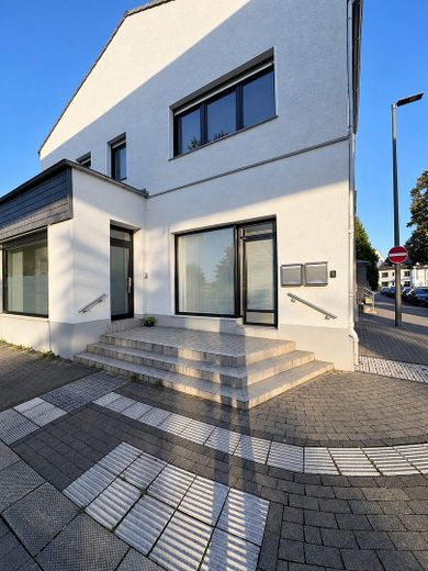 Kleines Ladenlokal / Büro direkt am Bahnhof Dortmund-Mengede – Foto 1