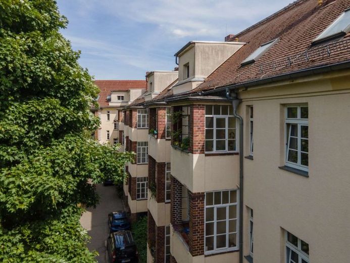Investimento – appartamento di 3 locali a meno di 170.000 euro con balcone in edificio d’epoca (anno di costruzione 1930) – Foto 1