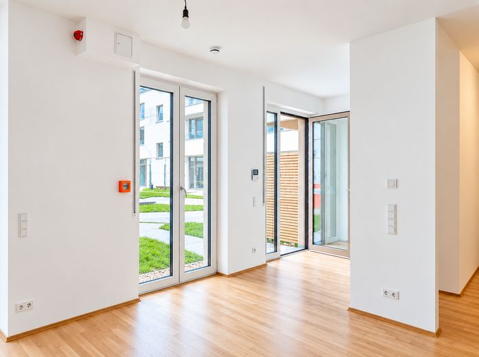 Erstbezug in Prenzlauer Berg: Neuer Einbauküche, Fußbodenheizung, und Separater Schlafbereich – Fenster/Tür