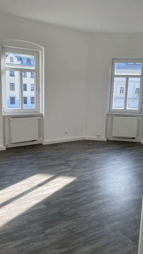 3 Zimmerwohhnung mit Einbauküche und Gartenanteil – Zimmer 2