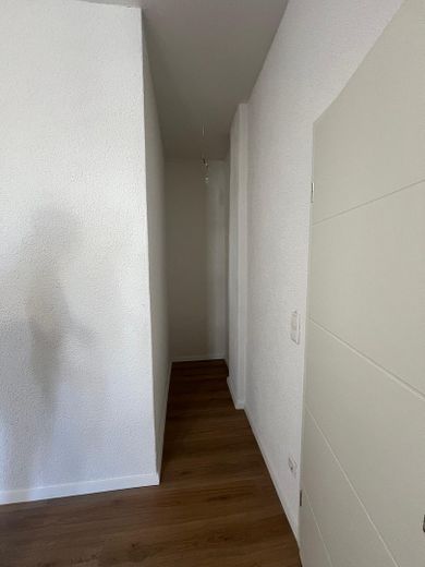 Vorrats-_Abstell-Bereich links