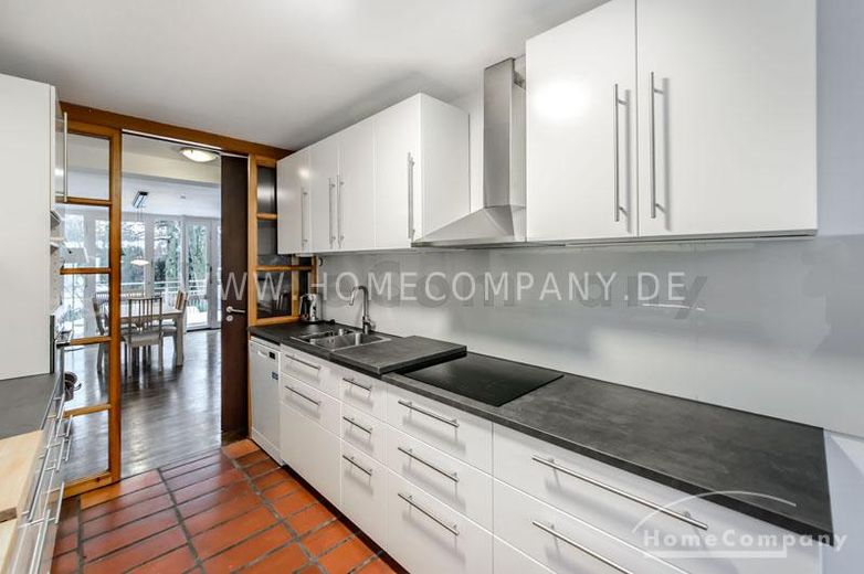 Lichtdurchflutete möblierte 5-Zimmer-Wohnung in Traumlage in Solln – 60a27cfaeab4251365e2549e2127d321251667cb.jpg