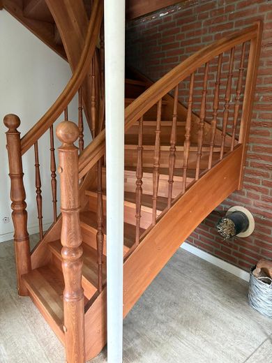 Haus 2/Treppe zum 1.Stock