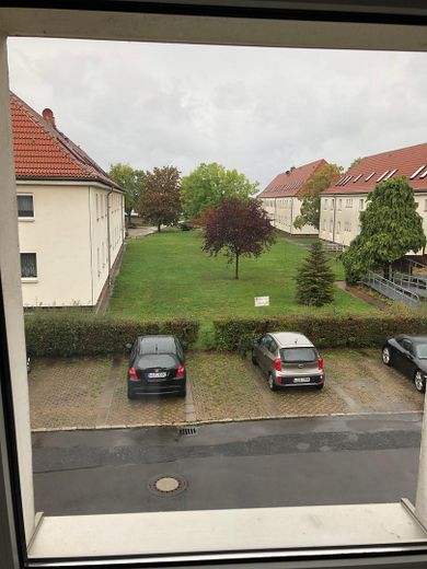 Attraktive 3-Zimmer-Wohnung am Zwenkauer See Nahe Leipzig – Stellplätze 