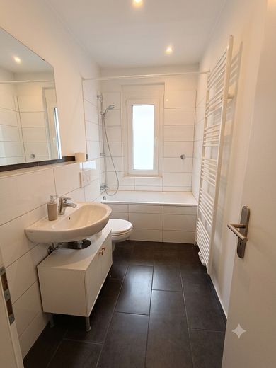 Appartamento tranquillo di 3 locali – perfetto per coppie o WG's – Foto 1