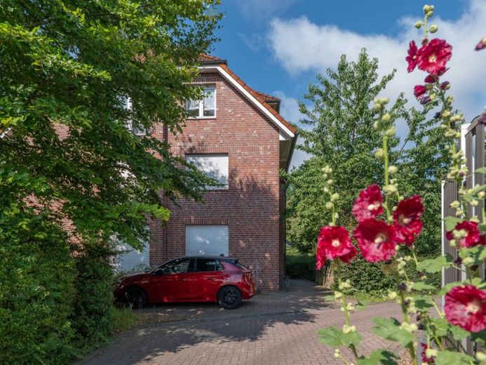 Mehrfamilienhaus in Wiepenkathen sucht neuen Eigentümer! – Foto 1