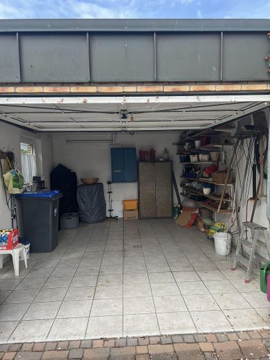 Garage innen