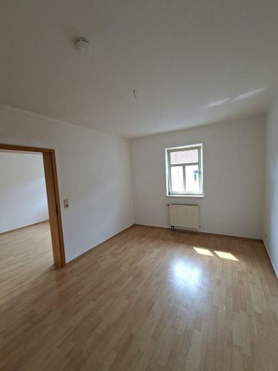 Gemütliche Wohnung - mit Fahrstuhl - in zentraler Lage von Waltershausen – फोटो 1