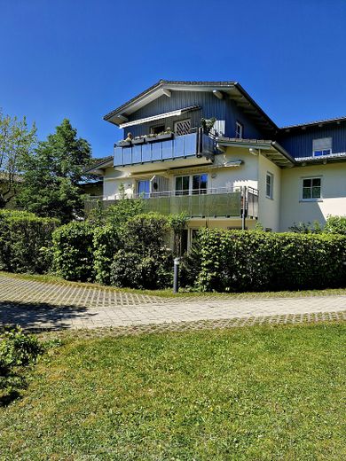 Provisionsfrei - Ihr Altersruhesitz in Gauting 3-Zi-Terrassenwohnung ab 65 J. oder Kapitalanleger – Terrasse zum Innenhof