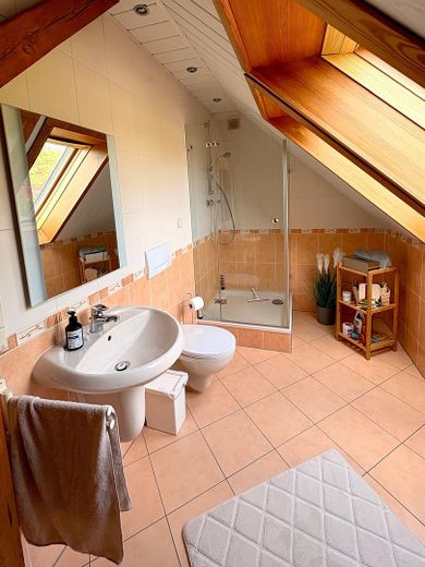 Badezimmer 2.OG