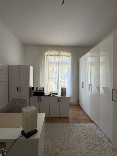 Exklusiv saniertes Gartenhaus ca. 150qm WFL, 3 Schlafzimmer, schöne Terrasse etc. – Foto 11