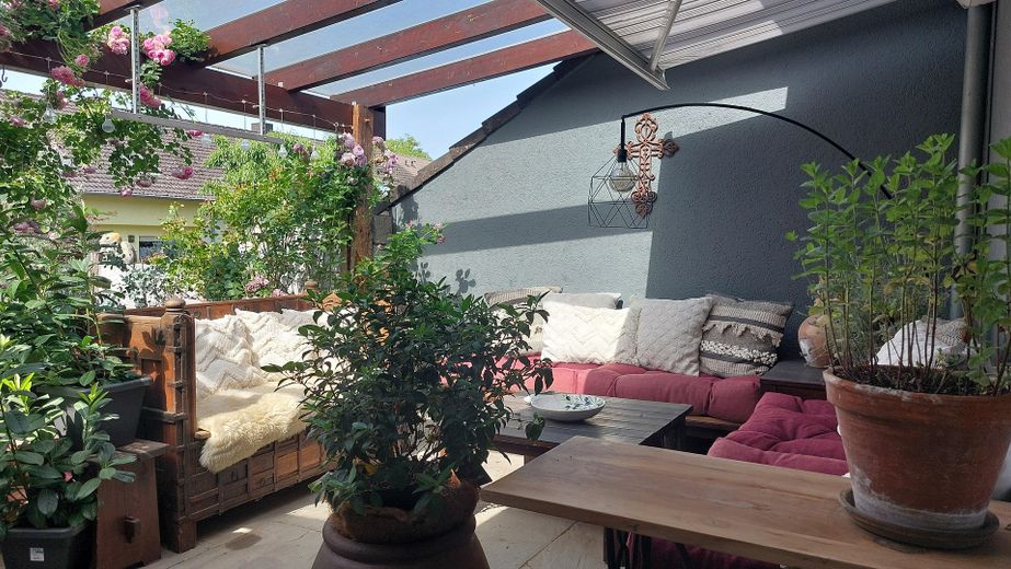 Glasüberdachte Terrasse Süden