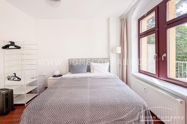 27458 HomeCompany Dresden Möbliert/Furnished 2-Zimmer-Wohnung in Dresden-Pieschen mit Balkon max. 2 Personen – 867ff83e91a927ae9b4a66dfea5641f1fbf8da01.jpg
