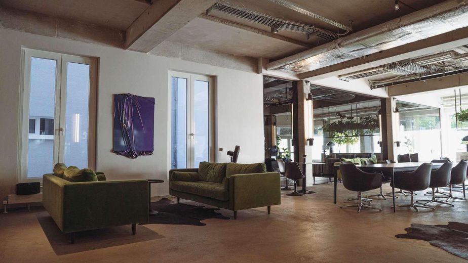 Vielfältige Fläche in Top-Lage von Berlin - Moderne Studio-, Laden-, oder Bürofläche – Bürofläche