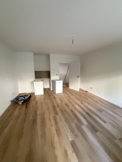 Wunderschöne, kernsanierte 1-Zimmer-Wohnung mit Terrasse und Blick ins Grüne – Foto 3