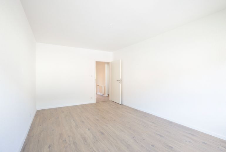 Sanierte & leerstehende 3-Zimmer-Wohnung in Düsseldorf-Flingern – Foto 4