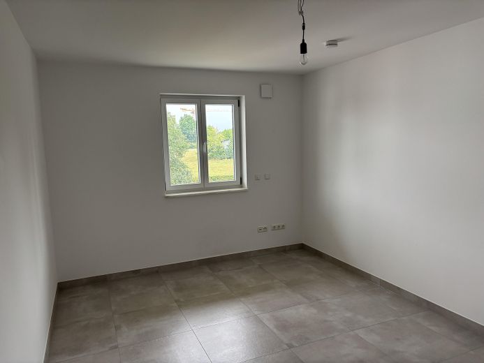 Ankastre mutfaklı ve balkonlu 3 odalı daire – Kinderzimmer/ Arbeiten