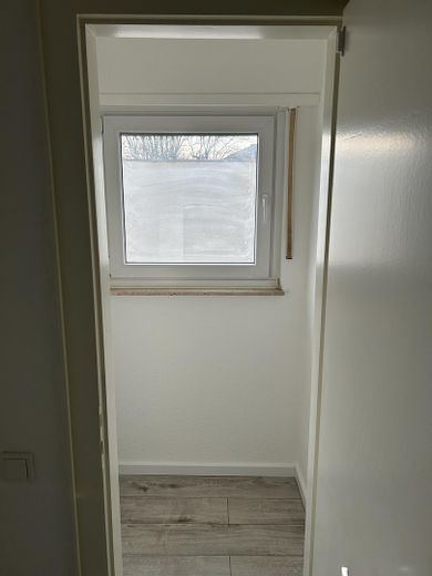 Abstellraum mit Fenster