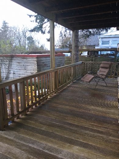 EG Whg. 1 Holzbalkon SW-Seite