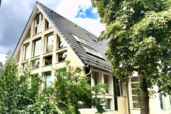 Potsdam/Berlin Güney yakınlarında 300 m² çok aileli villa *komisyonsuz!