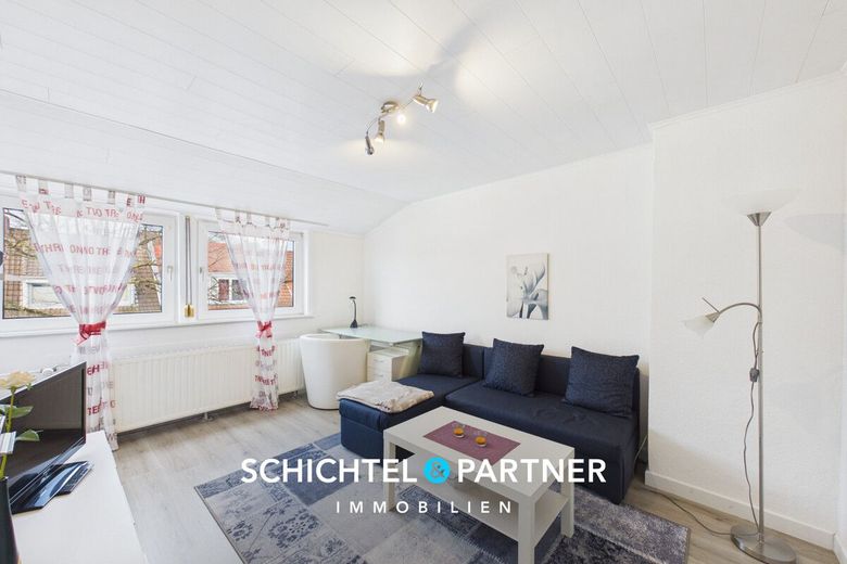 Hastedt | Attraktives Reihenmittelhaus für Investoren in zentraler Lage – S&amp;P | Wohnzimmer
