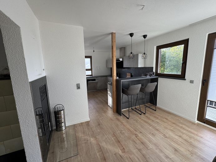 Vivienda bifamiliar en Stuttgart-Sillenbuch – OG Küche mit Essdiele