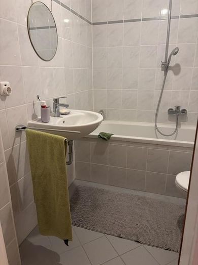Grazioso monolocale - vicino all'aeroporto di Colonia Bonn – Badzimmer