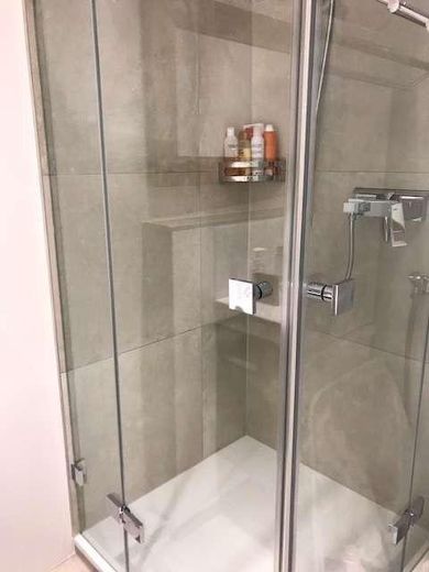 Badezimmer 2