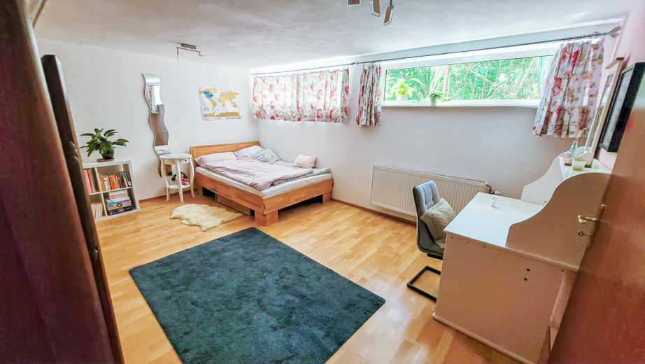 Souterrain Zimmer 1