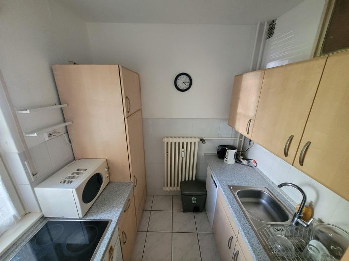 Bezugsfreie helle Wohnung mit Südwestloggia – Foto 4