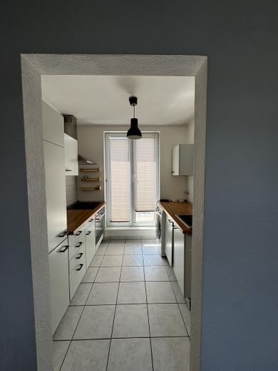 stilvolle 2-Zimmer-DG-Wohnung mit beeindruckender Raumhöhe - zentral in Mz-Kastel, von privat – Foto 9
