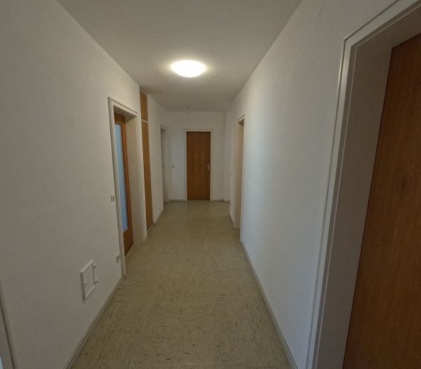 Schöne helle 3 Zimmer Wohnung im Zentrum vermietet oder unvermietet – Foto 12