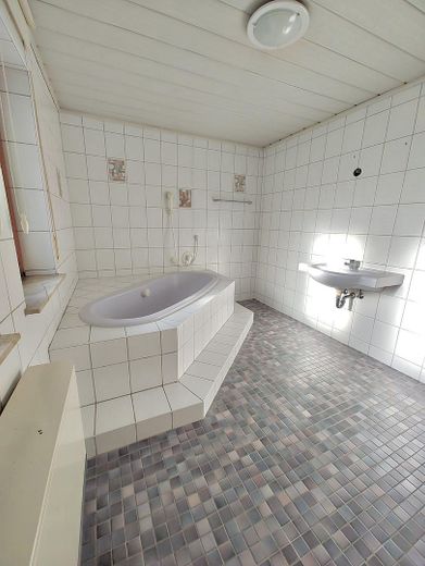 Haushälfte mit 2 separaten Wohnungen, eigenem Garten **OHNE PROVISION** – Foto 23