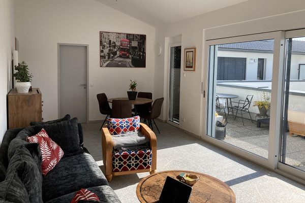 3-pokojowy penthouse na 3. piętrze - kuchnia w zabudowie - duży taras na dachu